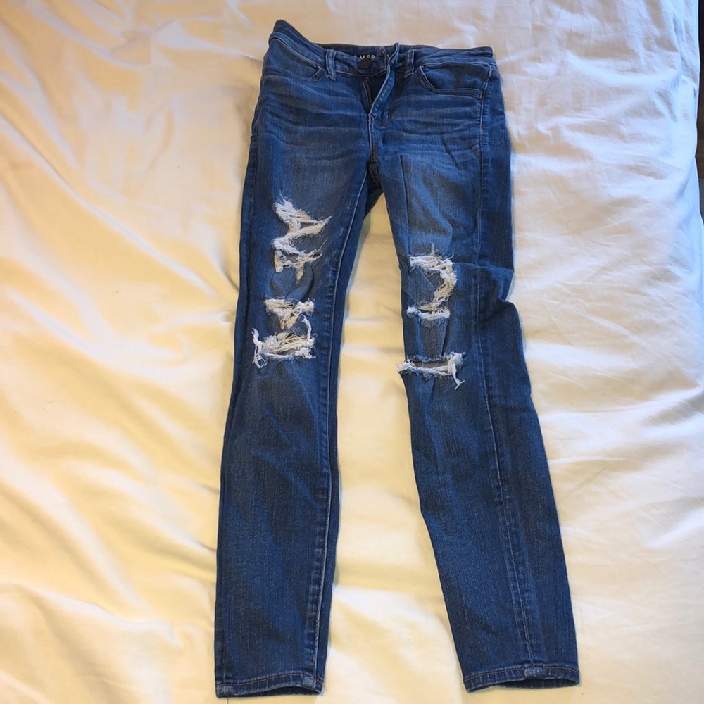 american eagle high rise ripped skinny jean
